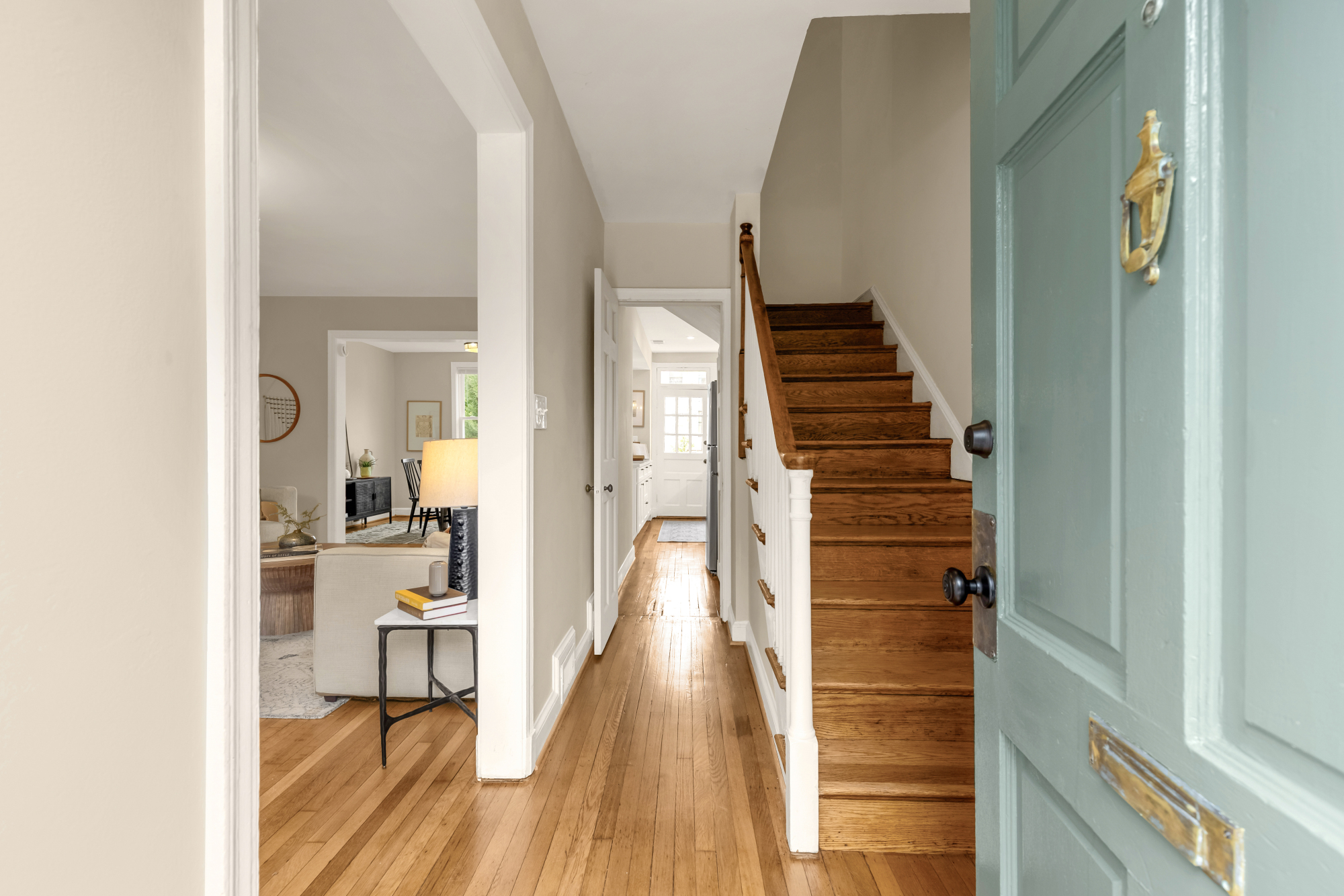 4002 10th ST NE DC  Foyer